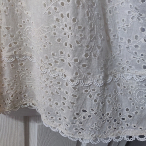 ✨SOLD✨Orange Creek eyelet dress - Picture 4 of 11